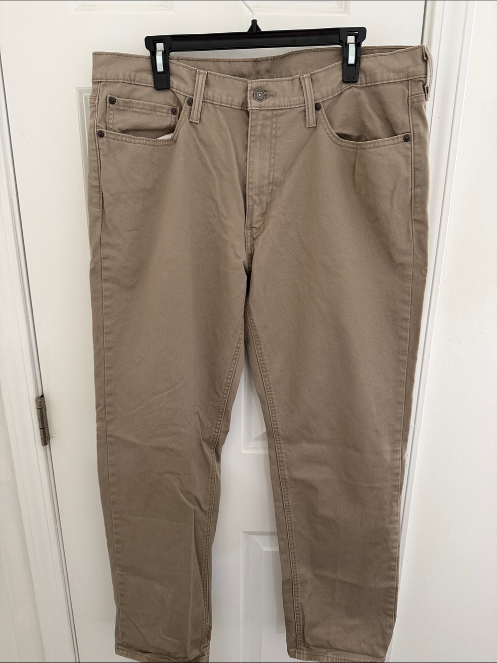 Levi's Tan Straight Leg Khakis Size 36X32